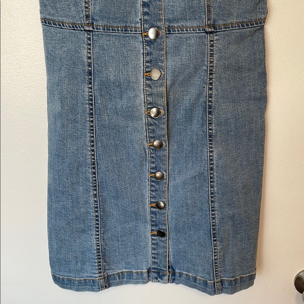 EUC Aeropostale Blue Denim Button-Down Dress - Picture 2 of 6